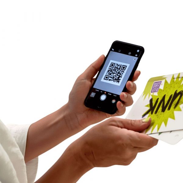 El Kit para aprender claqué con TAP TO GO Escanea los códigos QR del kit TAP TO GO para aprender claqué